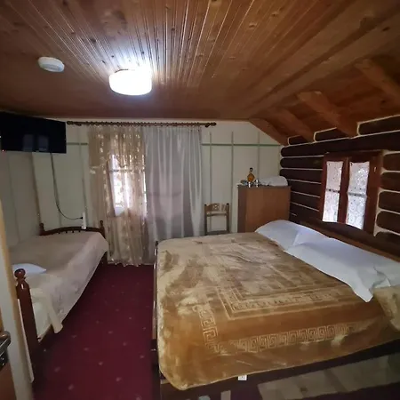 Sofra Kolonjare Agroturizem Szálloda Ersekë