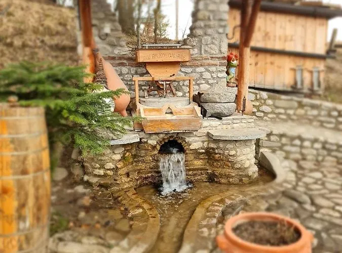 Sofra Kolonjare Agroturizem Hotel 3*
